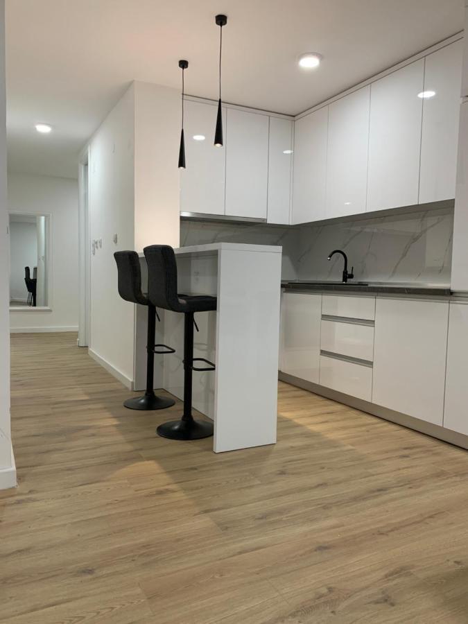 аpartment With Garage Apartment *